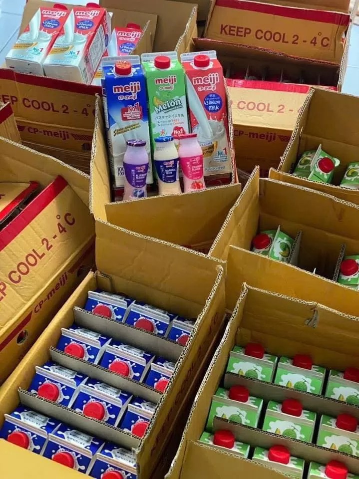 Sữa tươi thanh trùng Meji đỏ, xanh